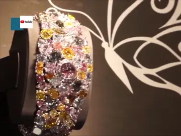 Así es el reloj más caro del mundo: rodeado de diamantes de 110 kilates de todos los colores posibles