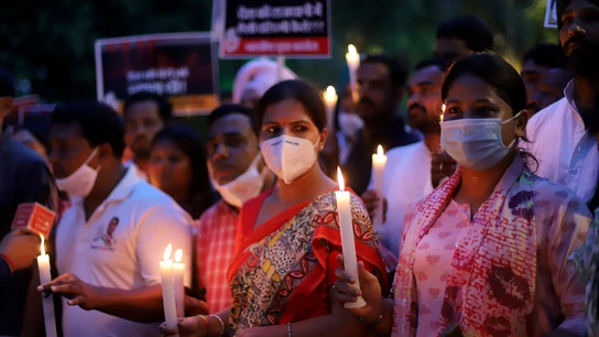 Protesta por la violación y asesinato de una niña de nueve años en India Protesta por la violación y asesinato de una niña de nueve años en India