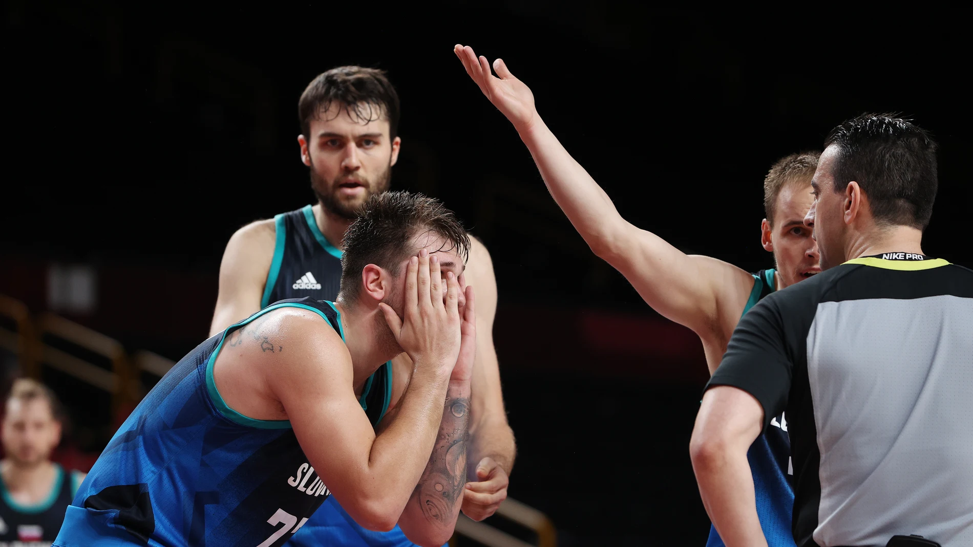 Luka Doncic estalla contra la FIBA y sus arbitrajes: &quot;Probablemente estará contenta ahora&quot;