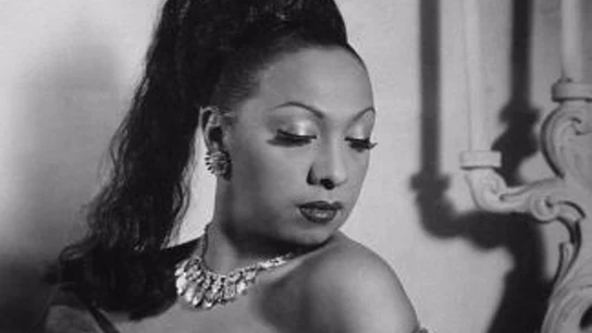 La actriz y bailarina Josephine Baker La actriz y bailarina Josephine Baker