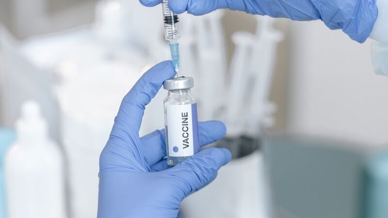 Aprobadas nuevas vacunas para la Covid-19 adaptadas a las nuevas variantes de ómicron