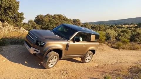 Land Rover Defender Land Rover Defender