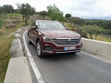 Volkswagen Touareg e-Hybrid Volkswagen Touareg e-Hybrid