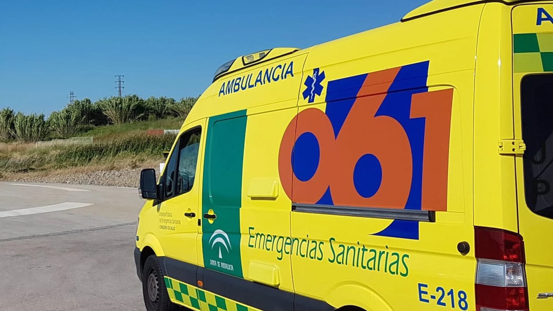 Ambulancia perteneciente a La Empresa Pública de Emergencias Sanitarias 061 