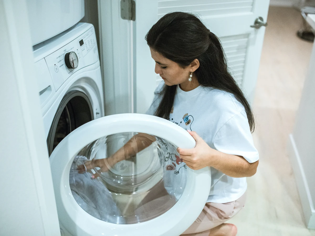 Realmente es útil introducir bolas de aluminio en la lavadora?