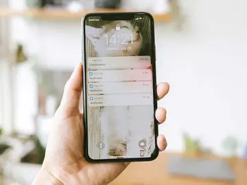iPhone en la mano iPhone en la mano