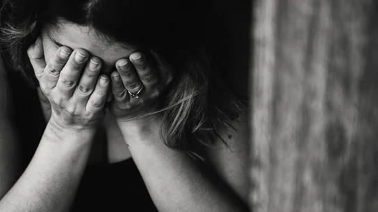 Así podemos detectar las señales de alerta del suicidio Así podemos detectar las señales de alerta del suicidio