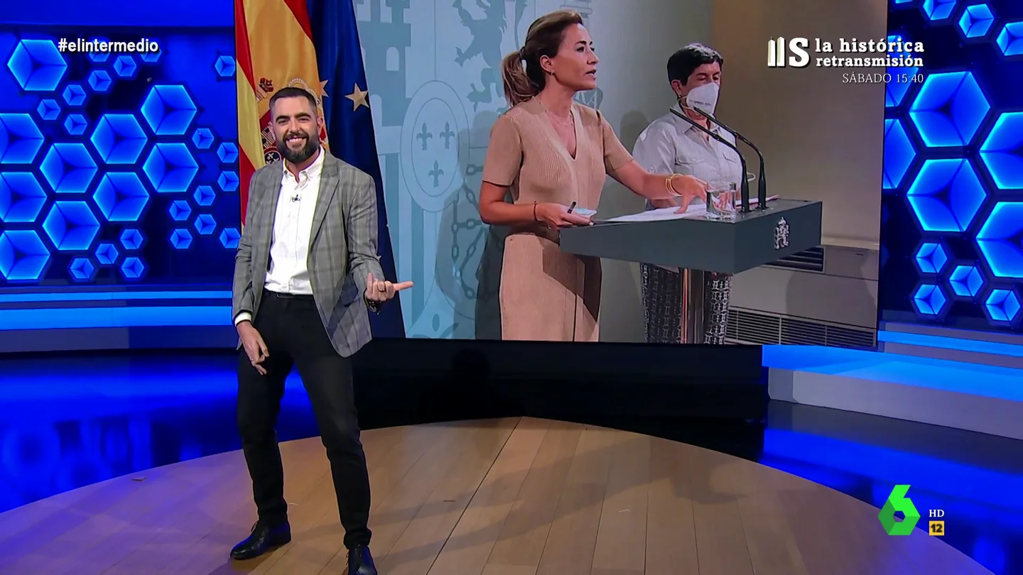 El Dani Mateo más rockero da la bienvenida a la ministra Raquel Sánchez al ritmo de 'Bienvenidos' El Dani Mateo más rockero da la bienvenida a la ministra Raquel Sánchez al ritmo de 'Bienvenidos'