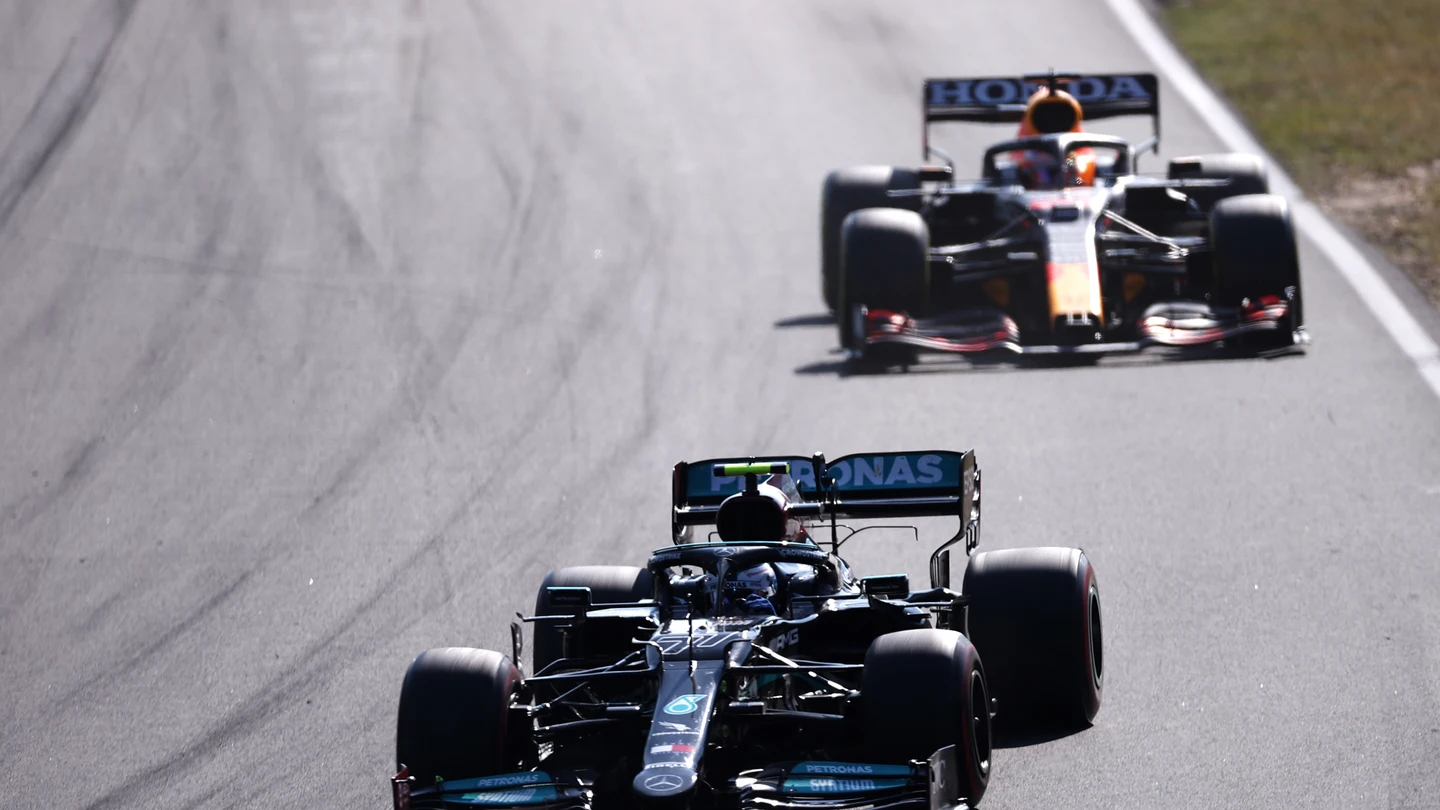 Red Bull y Mercedes Red Bull y Mercedes