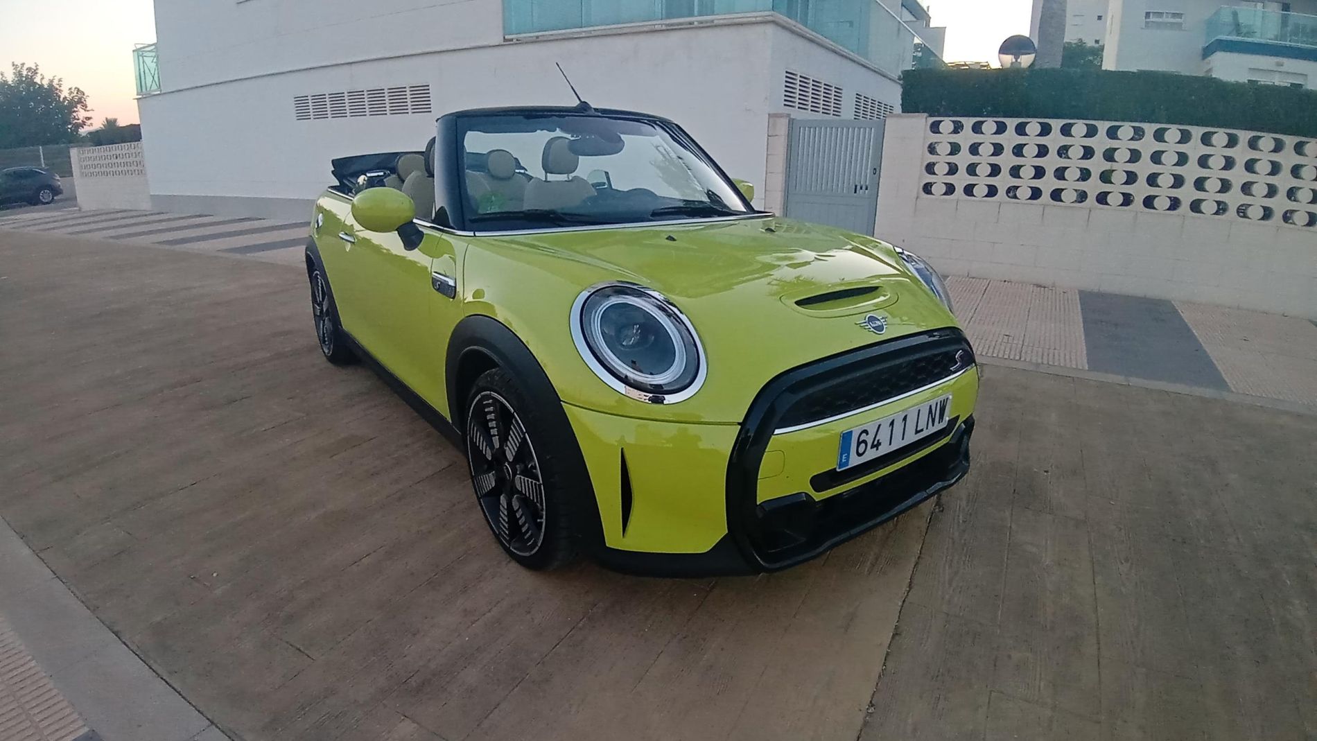 Mini Cabrio 