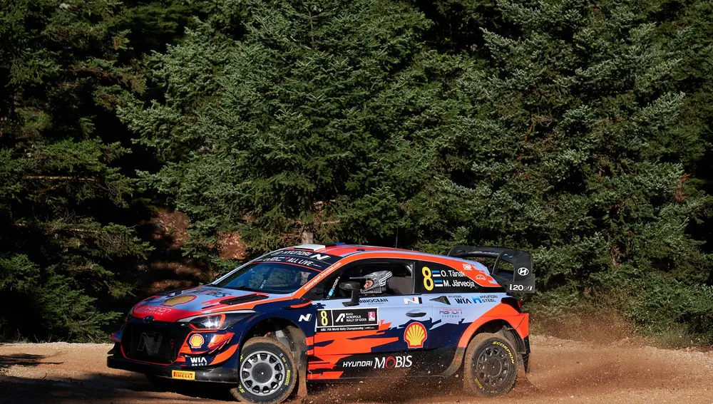 Ott Tänak robaba la segunda posición a Ogier