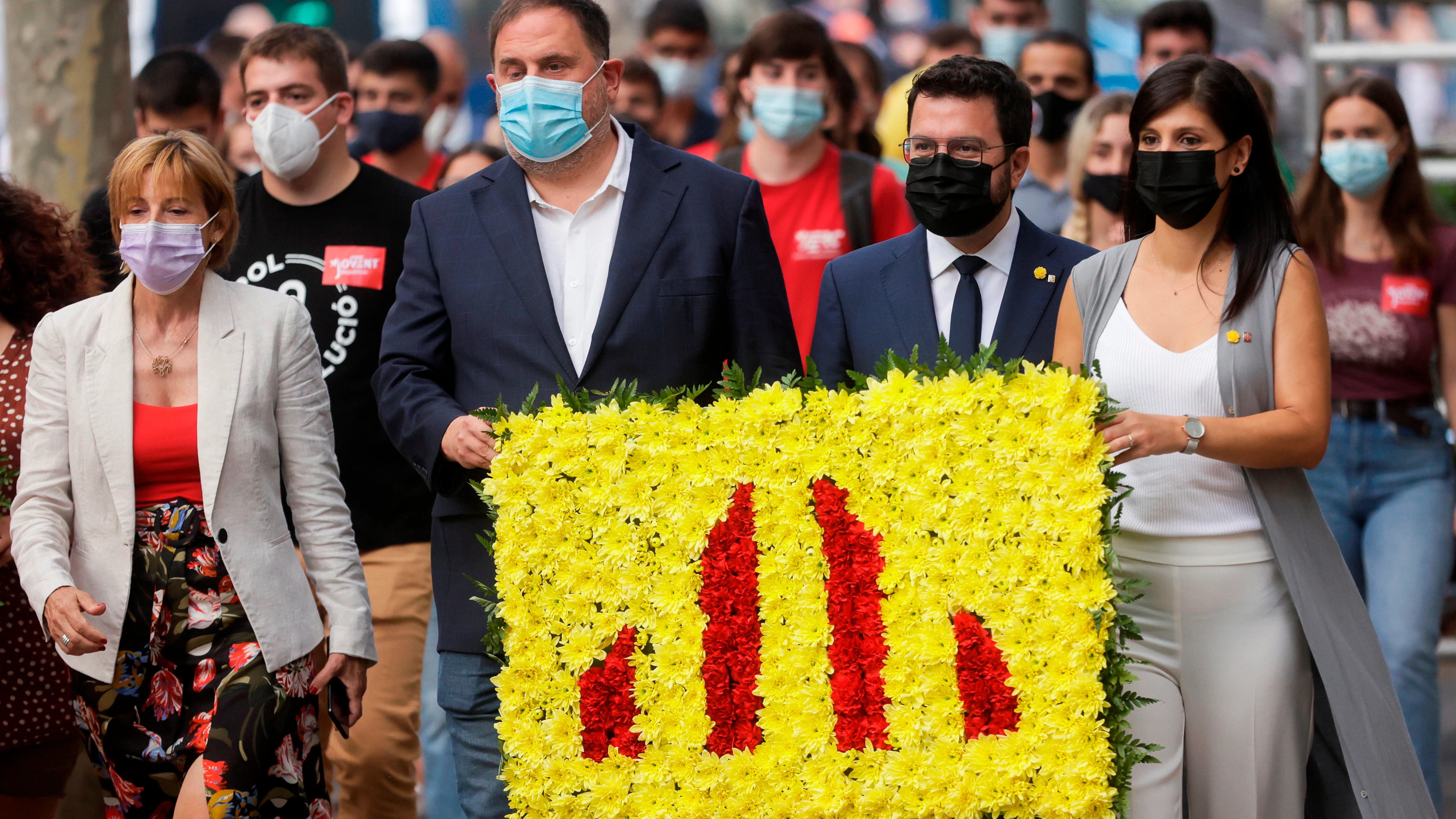 El desacuerdo en el Govern por la mesa de diálogo y la ampliación de El Prat marcan la Diada de Cataluña