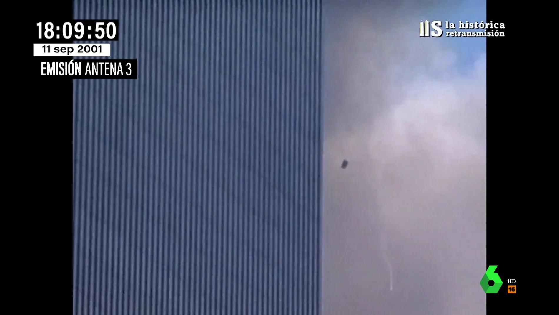 Las imágenes más terribles del 11S: desde personas pidiendo auxilio en las ventanas hasta tirándose al vacío