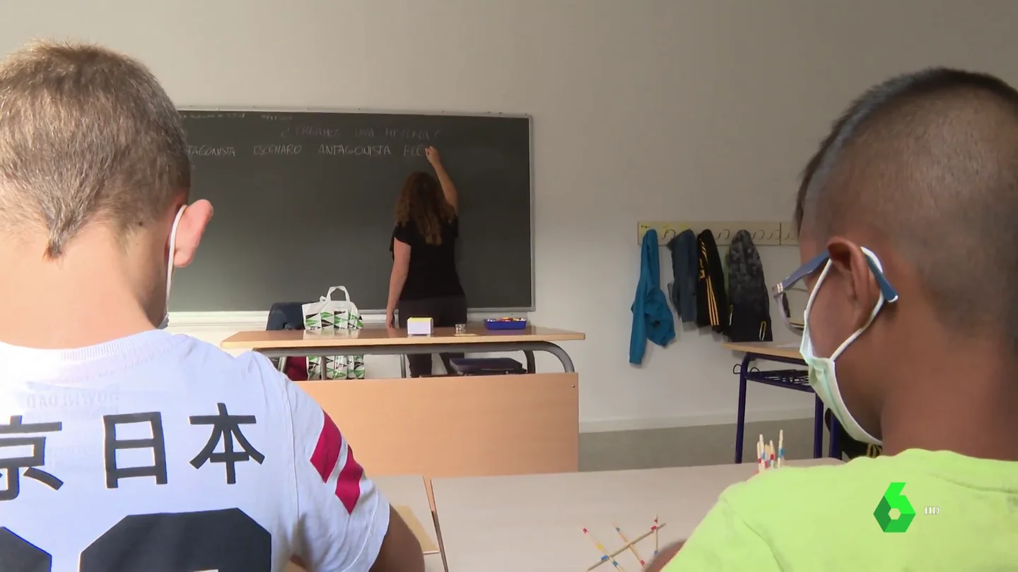 REABRE COLEGIO 47 AÑOS DESPUÉS REABRE COLEGIO 47 AÑOS DESPUÉS