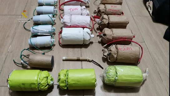 Desmantelan un taller de explosivos en Castilleja, Sevilla Desmantelan un taller de explosivos en Castilleja, Sevilla