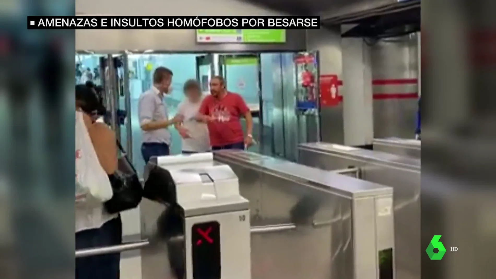 insultos homófobos Metro