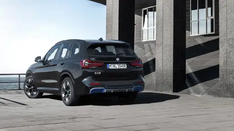 BMW iX3 BMW iX3
