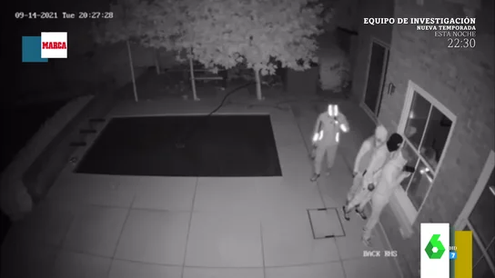 El impactante vídeo de la cámara de seguridad de la casa del futbolista Reece James mientras le robaban El impactante vídeo de la cámara de seguridad de la casa del futbolista Reece James mientras le robaban