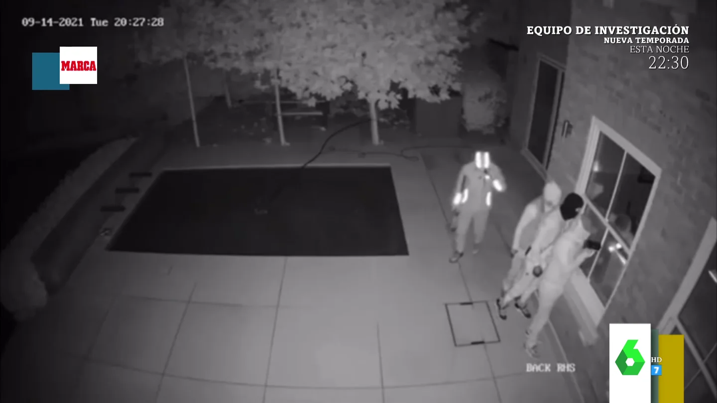 El impactante vídeo de la cámara de seguridad de la casa del futbolista Reece James mientras le robaban El impactante vídeo de la cámara de seguridad de la casa del futbolista Reece James mientras le robaban