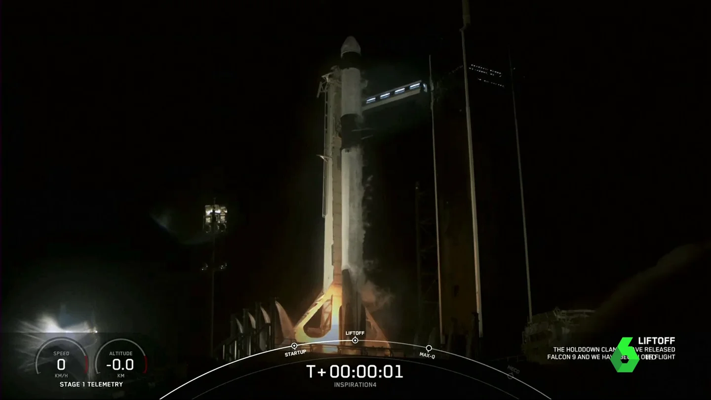 Así fue el histórico viaje de la SpaceX, el primer vuelo al especio con turistas: llegaron más lejos que la Estación Espacial Internacional Así fue el histórico viaje de la SpaceX, el primer vuelo al especio con turistas: llegaron más lejos que la Estación Espacial Internacional
