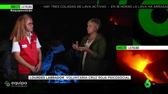 Una voluntaria de la Cruz Roja explica el proceso que tienen que enfrentar los que lo han perdido todo con la erupción Una voluntaria de la Cruz Roja explica el proceso que tienen que enfrentar los que lo han perdido todo con la erupción