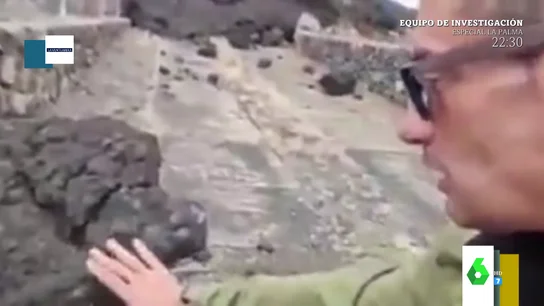 El irresponsable comportamiento de un hombre que se salta los controles para acceder a las inmediaciones del volcán de La Palma El irresponsable comportamiento de un hombre que se salta los controles para acceder a las inmediaciones del volcán de La Palma