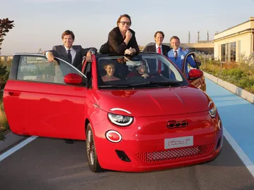 Fiat (500) RED Fiat (500) RED