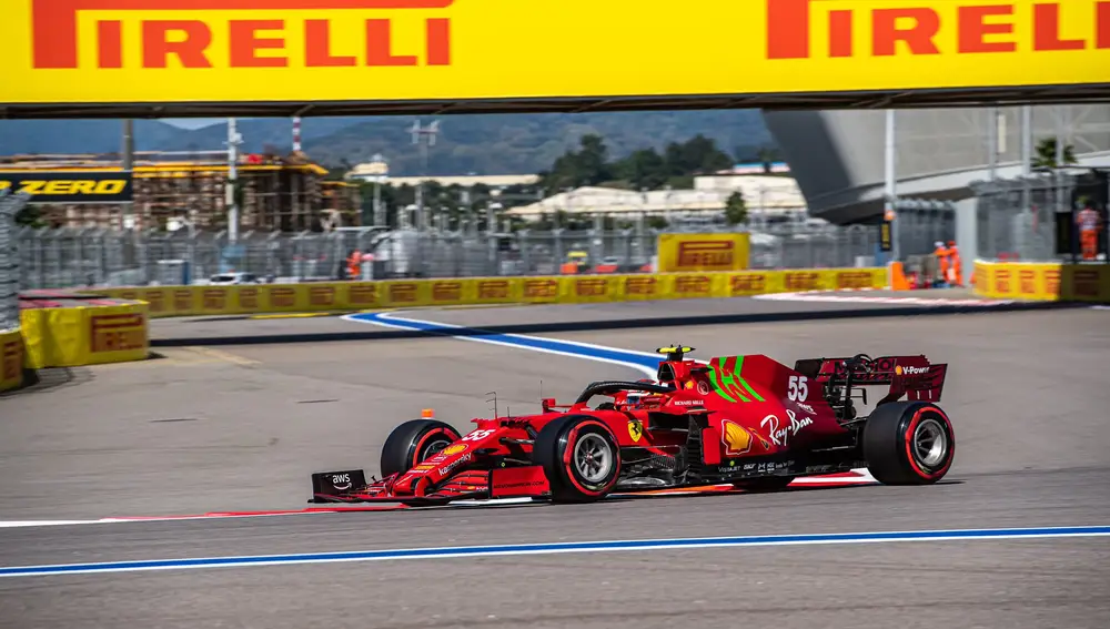 Carlos Sainz no dispondrá del nuevo motor