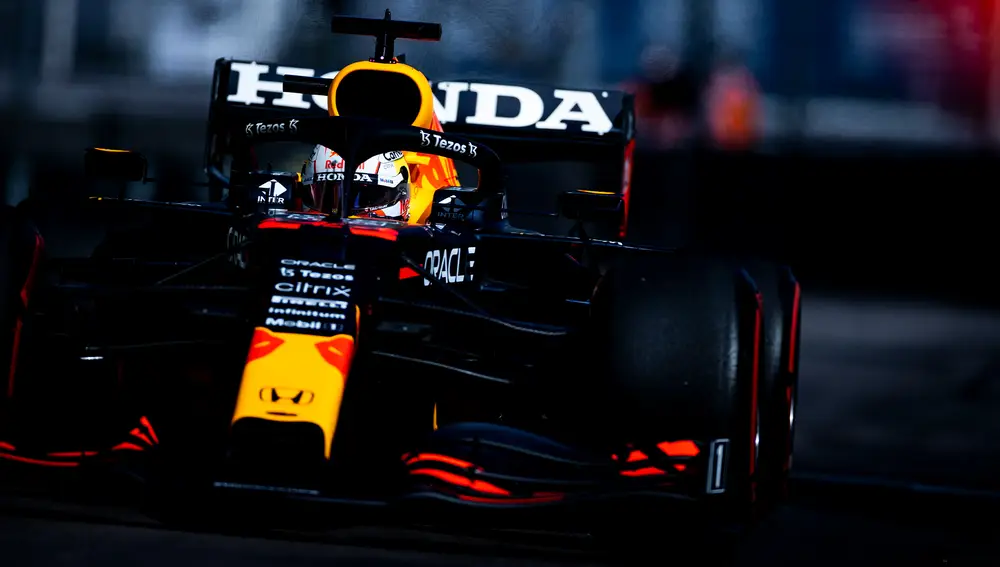 Max Verstappen saldrá desde el fondo de la parrilla