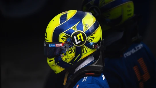 Lando Norris, oculto tras su casco Lando Norris, oculto tras su casco