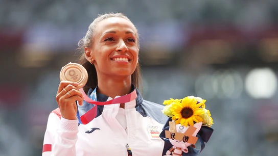 Ana Peleteiro, con su bronce olímpico Ana Peleteiro, con su bronce olímpico