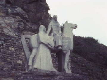 Estatua de Blondel de Nesle y Ricardo I Ruinas del castillo de Dürnstein