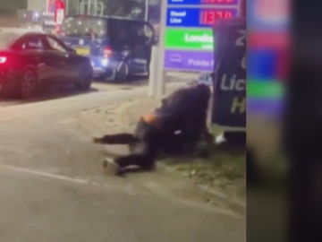 Peleas y robos de combustible en las gasolineras de Reino Unido por la escasez de abastecimiento