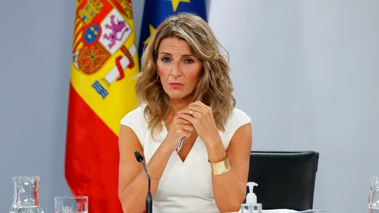 La vicepresidenta segunda y ministra de Trabajo, Yolanda Díaz, en la rueda de prensa tras el Consejo de Ministros La vicepresidenta segunda y ministra de Trabajo, Yolanda Díaz, en la rueda de prensa tras el Consejo de Ministros