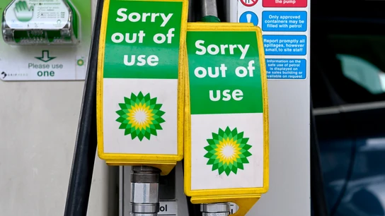 Un surtidor de gasolina, fuera de servicio en Reino Unido Un surtidor de gasolina, fuera de servicio en Reino Unido