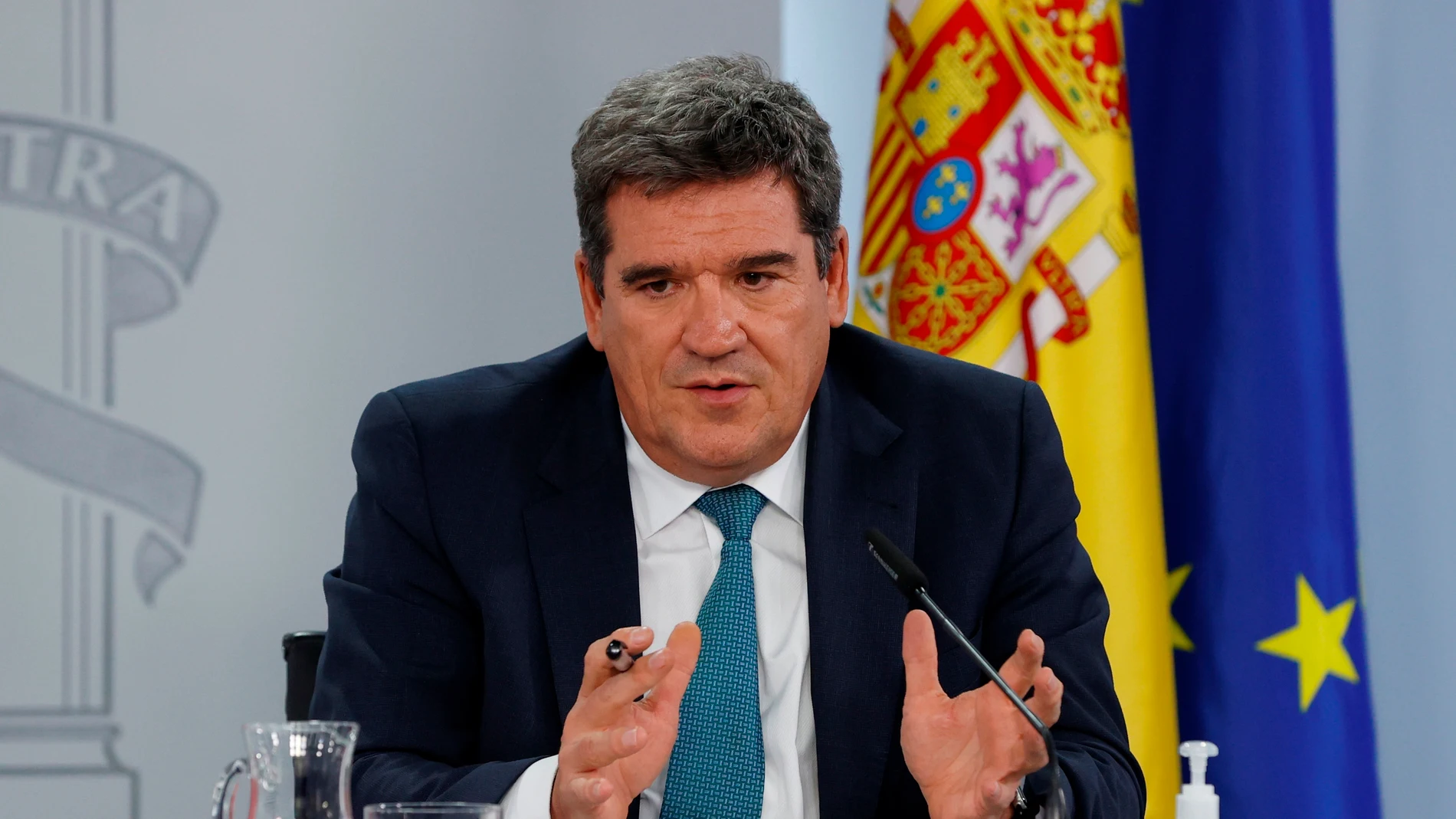 El ministro de Inclusión, Seguridad Social y Migraciones, José Luis Escrivà, en rueda de prensa tras el Consejo de Ministros