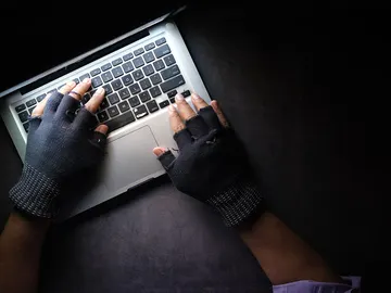 ¡No caigas! Fraude en varios grupos de Telegram que ofrecen certificados y PCR falsos ¡No caigas! Fraude en varios grupos de Telegram que ofrecen certificados y PCR falsos