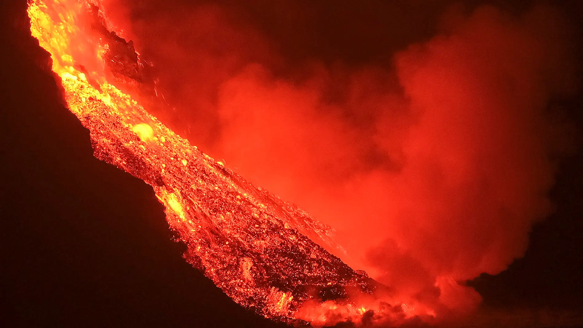 La lava a su llegada al mar