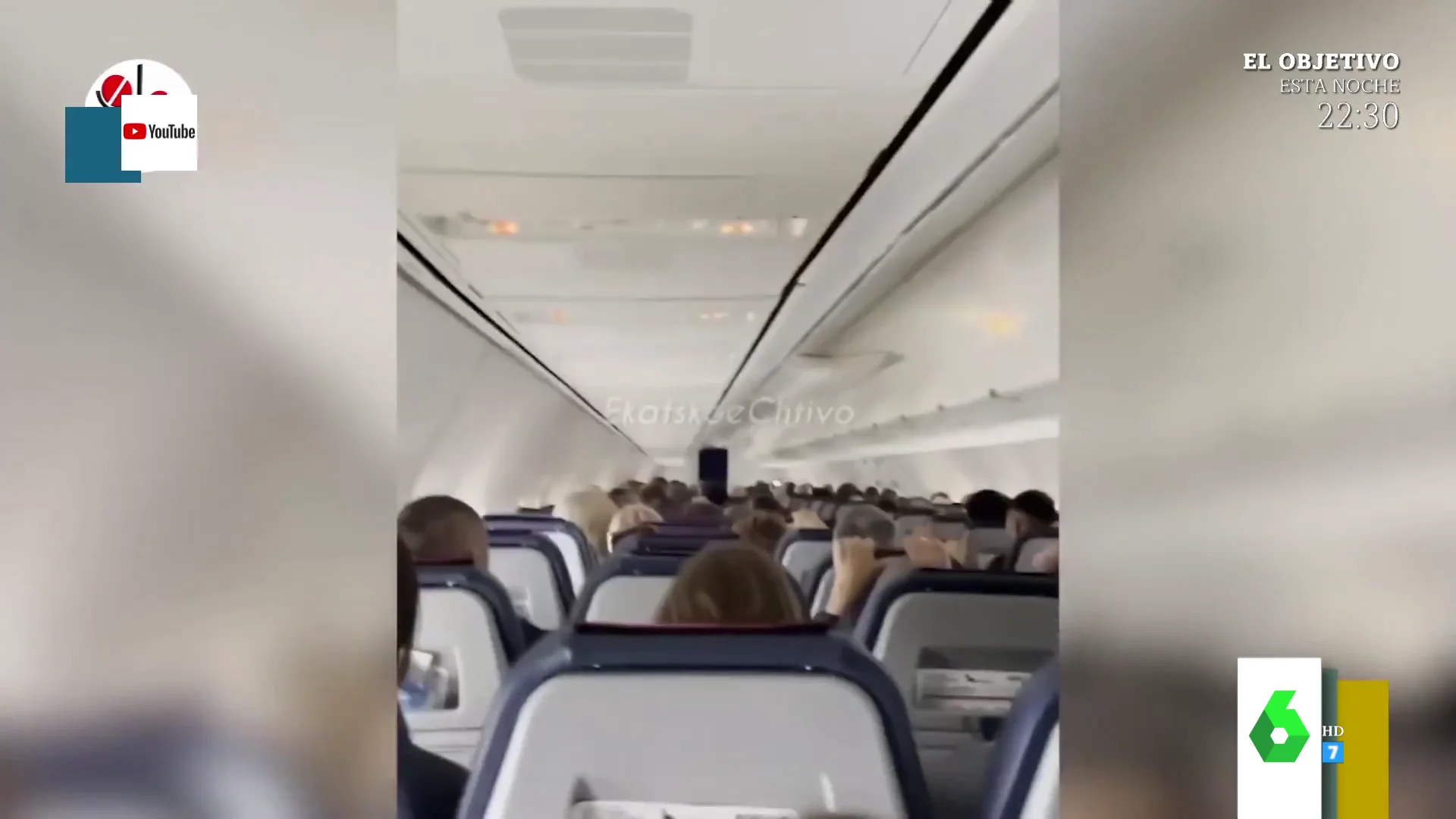 El impactante vídeo de las violentas turbulencias de un avión tras sufrir el impacto de un rayo