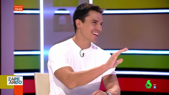 El mal rato de Álex González al prometer un baile en pleno directo de Zapeando: "Me he puesto nervioso" El mal rato de Álex González al prometer un baile en pleno directo de Zapeando: "Me he puesto nervioso"