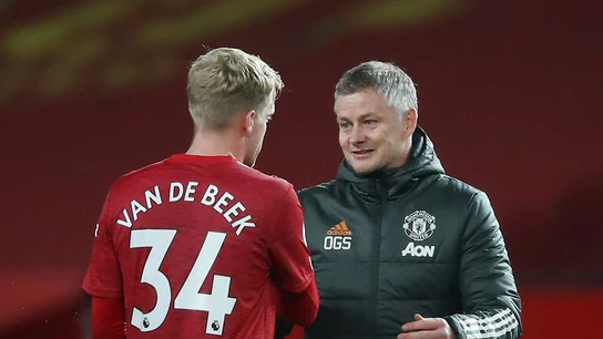 Donny van de Beek y Ole Gunnar Solskjaer Donny van de Beek y Ole Gunnar Solskjaer