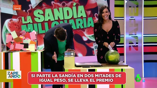 Así es el momento en el que un bebé acapara el protagonismo en el reto de la sandía millonaria de Cristina Pedroche Así es el momento en el que un bebé acapara el protagonismo en el reto de la sandía millonaria de Cristina Pedroche