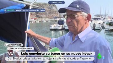La historia de Luis, trasladado a vivir a un barco a sus 90 años tras la erupción en La Palma