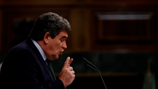 El ministro de Inclusión, Seguridad Social y Migraciones, José Luis Escrivá, durante su intervención en el pleno del Congreso El ministro de Inclusión, Seguridad Social y Migraciones, José Luis Escrivá, durante su intervención en el pleno del Congreso