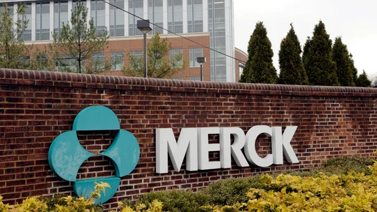 El logotipo de la compañía Merck & Co. en su sede de Rahway, Nueva Jersey El logotipo de la compañía Merck & Co. en su sede de Rahway, Nueva Jersey