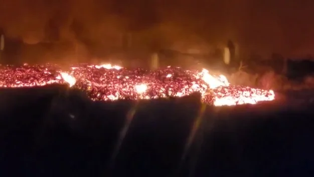 Imágenes de la nueva colada del volcán de La Palma