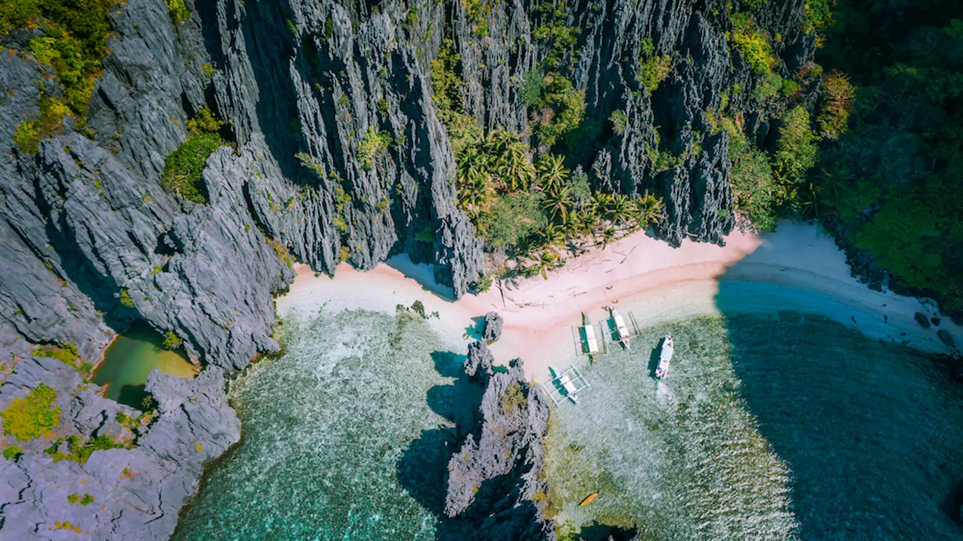 La playa más bella de Filipinas es un Secreto
