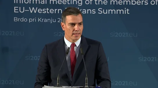 Pedro Sánchez anuncia un bono cultural de 400 euros para jóvenes Pedro Sánchez anuncia un bono cultural de 400 euros para jóvenes