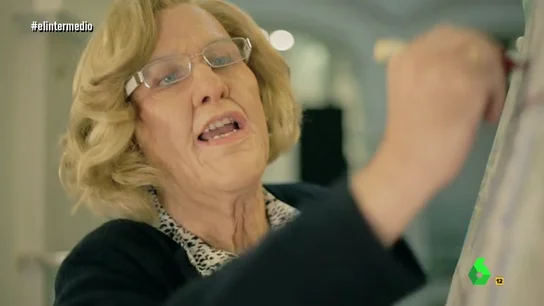 Así fue la imitación de Joaquín Reyes a Manuela Carmena: "Ni un coche va a quedar en Madrid, se va a quedar el cielo como la patena" Así fue la imitación de Joaquín Reyes a Manuela Carmena: "Ni un coche va a quedar en Madrid, se va a quedar el cielo como la patena"