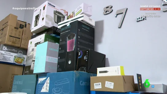 Cajas en una habitación Cajas en una habitación
